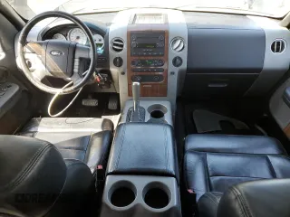 2004 Ford F-150 XLT with VIN 1FTPW14584KB28280, listed as a Copart auction lot 49546875 with 214,808 mi miles and Clean Title. Bid and sale history available at carsss.com. Image 8.