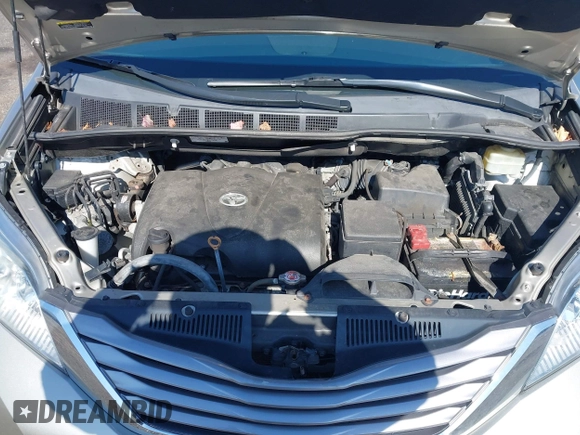 2017 Toyota Sienna XLE Auto Access Seat with VIN 5TDYZ3DC4HS862189, listed as a IAAI auction lot 41989366 with 58,879 mi miles. Bid and sale history available at carsss.com. Image 10.