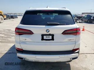 2022 BMW X5 xDrive40i with VIN 5UXCR6C0XN9K68069, listed as a Copart auction lot 52612385 with Not provided miles and Clean title. Bid and sale history available at DreamBid. Image 6.
