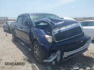 2008 Toyota Tundra z VIN 5TBDV54168S506940, wystawiony jako IAAI lot #42028704 z przebiegiem 244 207 mil mil oraz . Historia ofert i sprzedaży dostępna na DreamBid. Obrazek 1.
