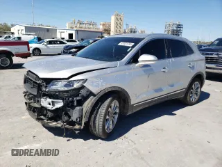 2019 Lincoln MKC Select with VIN 5LMCJ2C92KUL42764, listed as a Copart auction lot 49301285 with 68,132 mi miles and Salvage Title. Bid and sale history available at carsss.com. Image 1.