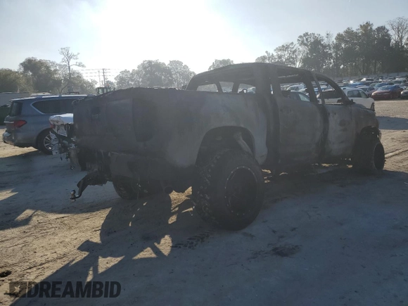 2016 Toyota Tundra 4WD Truck Platinum with VIN 5TFAW5F12GX564556, listed as a Copart auction lot 45842305 with 0 mi miles and Non Repairable. Bid and sale history available at carsss.com. Image 3.
