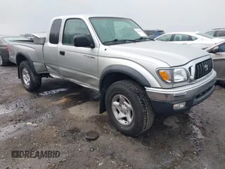 2004 Toyota Tacoma with VIN 5TEWN72N04Z430419, listed as a IAAI auction lot 41982507 with 191,802 mi miles and . Bid and sale history available at DreamBid. Image 1.