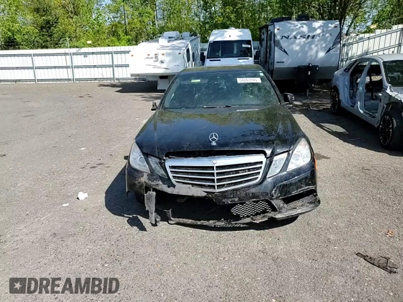 2013 Mercedes-Benz E 350 Luxury with VIN WDDHF5KB9DA732257, listed as a Copart auction lot 54263105 with 85,512 mi miles and Salvage title. Bid and sale history available at DreamBid. Image 13.