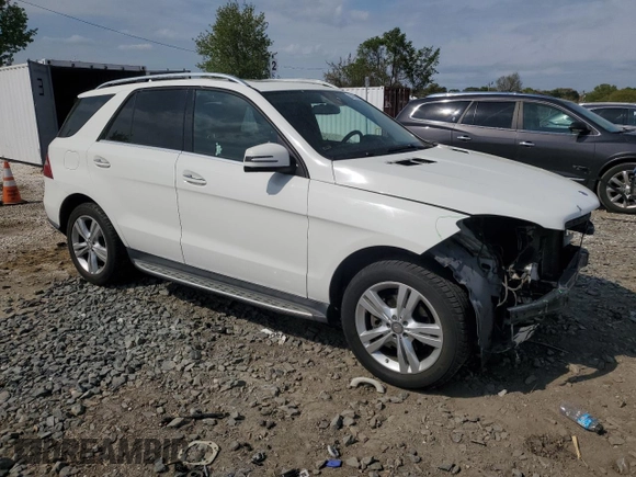 2015 Mercedes-Benz M ML 350 with VIN 4JGDA5JB1FA569935, listed as a Copart auction lot 53106585 with 26,400 mi miles and Salvage Title. Bid and sale history available at carsss.com. Image 4.