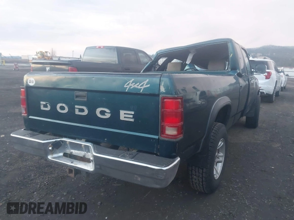 1993 Dodge Dakota with VIN 1B7GG23X7PS200435, listed as a IAAI auction lot 41060856 with 249,117 mi miles. Bid and sale history available at carsss.com. Image 4.