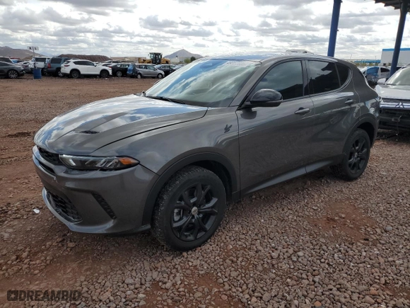 2024 Dodge Hornet GT with VIN ZACNDFAN3R3A13248, listed as a Copart auction lot 49352605 with 25,596 mi miles and Salvage Title. Bid and sale history available at carsss.com. Image 1.