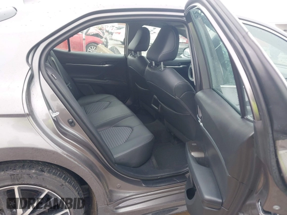 2023 Toyota Camry SE z VIN 4T1T11AK0PU084934, wystawiony jako IAAI lot #41962805 z przebiegiem 39 395 mil mil oraz . Historia ofert i sprzedaży dostępna na DreamBid. Obrazek 8.