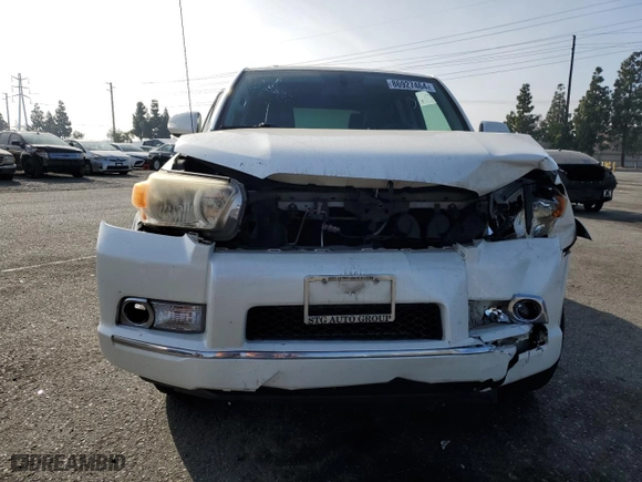2011 Toyota 4Runner SR5 with VIN JTEZU5JR1B5018823, listed as a Copart auction lot 86927464 with 230,016 mi miles and Salvage Title. Bid and sale history available at carsss.com. Image 5.