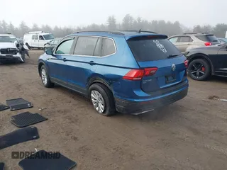 2019 Volkswagen Tiguan SE with VIN 3VV2B7AX4KM017280, listed as a IAAI auction lot 41786487 with 119,949 mi miles and . Bid and sale history available at DreamBid. Image 3.