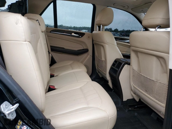 2016 Mercedes-Benz GLE 350 z VIN 4JGDA5JB0GA659546, wystawiony jako Copart lot #44507765 z przebiegiem 177 884 mil mil oraz Szkoda całkowita • Salvage title. Historia ofert i sprzedaży dostępna na DreamBid. Obrazek 11.