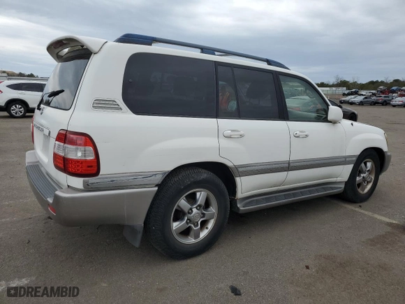 2006 Toyota Land Cruiser with VIN JTEHT05J162092353, listed as a Copart auction lot 52957305 with 233,005 mi miles and Salvage Title. Bid and sale history available at carsss.com. Image 3.