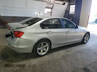 2014 BMW 3 Series 328i xDrive z VIN WBA3B5C55EP652751, wystawiony jako Copart lot #61654285 z przebiegiem 134 642 mil mil oraz Szkoda całkowita • Salvage title. Historia ofert i sprzedaży dostępna na DreamBid. Obrazek 3.