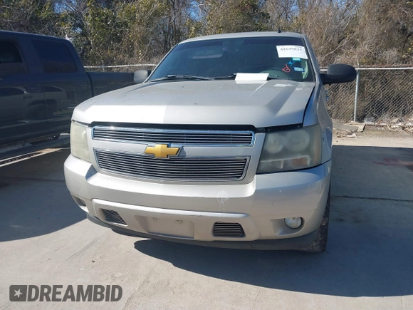 2007 Chevrolet Tahoe LT z VIN 1GNFC13077R105182, wystawiony jako IAAI lot #41649825 z przebiegiem Nie podano mil oraz . Historia ofert i sprzedaży dostępna na DreamBid. Obrazek 6.