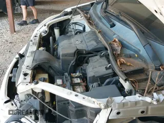 2014 Toyota Sienna LE with VIN 5TDKK3DC6ES508311, listed as a IAAI auction lot 43235557 with 253,129 mi miles and . Bid and sale history available at DreamBid. Image 19.