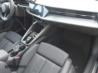 2023 Audi S3 z VIN WAUG3DGY2PA025296, wystawiony jako IAAI lot #41577516 z przebiegiem 23 233 mil mil oraz . Historia ofert i sprzedaży dostępna na DreamBid. Obrazek 5.