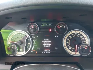 2018 Ram 1500 Express with VIN 1C6RR6KT3JS305402, listed as a IAAI auction lot 42123190 with 52,898 mi miles and . Bid and sale history available at DreamBid. Image 7.