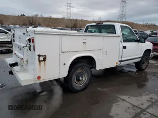 1998 GMC Sierra 1500 with VIN 1GTGC24R0WZ541659, listed as a Copart auction lot 86654274 with 170,193 mi miles and Clean Title. Bid and sale history available at DreamBid. Image 3.