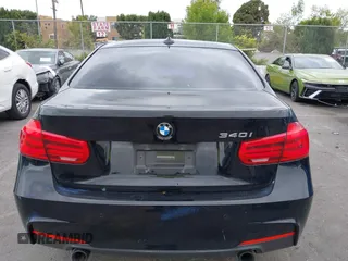 2017 BMW 3 Series 340i with VIN WBA8B3G57HNU35013, listed as a IAAI auction lot 42052820 with 98,113 mi miles and . Bid and sale history available at carsss.com. Image 17.