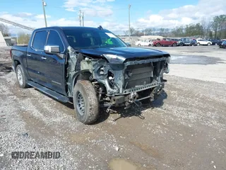 2021 GMC Sierra 1500 SLT z VIN 3GTU9DED1MG159217, wystawiony jako IAAI lot #42026174 z przebiegiem 80 405 mil mil oraz . Historia ofert i sprzedaży dostępna na DreamBid. Obrazek 1.