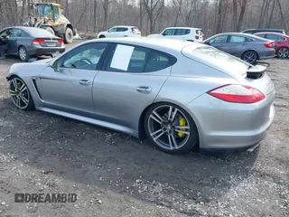 2012 Porsche Panamera с VIN WP0AA2A74CL016133, выставлен на аукционе IAAI как лот 41753535 с пробегом 84 569 миль миль и . История ставок и продаж доступна на DreamBid. Изображение 3.