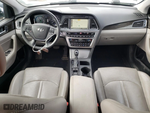 2016 Hyundai Sonata Limited with VIN KMHE34L14GA033575, listed as a Copart auction lot 39844204 with 133,641 mi miles and . Bid and sale history available at DreamBid. Image 8.