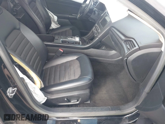 2018 Ford Fusion SE with VIN 3FA6P0H72JR106738, listed as a IAAI auction lot 40715655 with 144,801 mi miles. Bid and sale history available at carsss.com. Image 5.