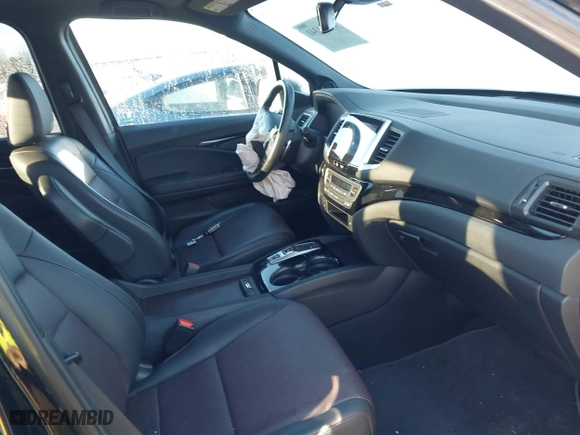 2020 Honda Ridgeline Black Edition with VIN 5FPYK3F86LB006409, listed as a IAAI auction lot 41434341 with 20,921 mi miles. Bid and sale history available at carsss.com. Image 5.