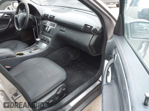 2005 Mercedes-Benz C 230 Kompressor with VIN WDBRF40J35F689993, listed as a IAAI auction lot 42007594 with 253,432 mi miles and . Bid and sale history available at DreamBid. Image 5.