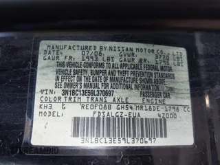 2009 Nissan Versa S z VIN 3N1BC13E59L370697, wystawiony jako IAAI lot #42295996 z przebiegiem 212 861 mil mil oraz . Historia ofert i sprzedaży dostępna na DreamBid. Obrazek 9.