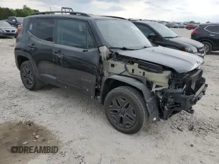 2020 Jeep Renegade Sport with VIN ZACNJBAB3LPL75309, listed as a Copart auction lot 53529085 with 39,243 mi miles and Salvage title. Bid and sale history available at DreamBid. Image 4.