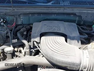 2000 Ford Expedition Eddie Bauer with VIN 1FMPU18LXYLA13237, listed as a IAAI auction lot 42127324 with Not provided miles and . Bid and sale history available at DreamBid. Image 10.