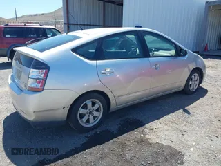 2004 Toyota Prius with VIN JTDKB20U040084439, listed as a IAAI auction lot 42180219 with Not Provided miles and . Bid and sale history available at DreamBid. Image 4.