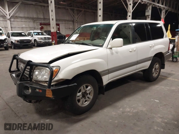 2006 Toyota Land Cruiser with VIN JTEHT05J562097054, listed as a IAAI auction lot 41539648 with 286,946 mi miles. Bid and sale history available at carsss.com. Image 17.