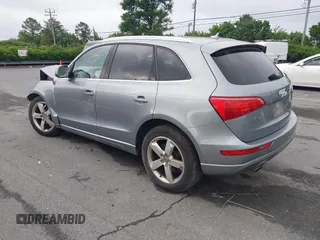2010 Audi Q5 Premium Plus с VIN WA1LKAFP3AA005541, выставлен на аукционе IAAI как лот 42382512 с пробегом 148 331 миль миль и . История ставок и продаж доступна на DreamBid. Изображение 3.