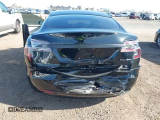 2020 Tesla Model S Long Range with VIN 5YJSA1E24LF381878, listed as a IAAI auction lot 41965340 with 47,468 mi miles. Bid and sale history available at carsss.com. Image 6.