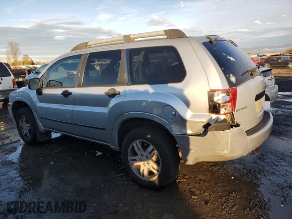 2004 Mitsubishi Endeavor LS with VIN 4A4MN21S94E014060, listed as a Copart auction lot 81908394 with 192,093 mi miles and Salvage Title. Bid and sale history available at carsss.com. Image 2.