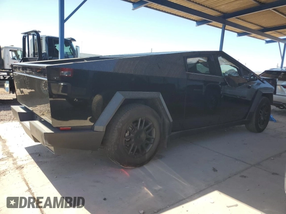 2024 Tesla Cybertruck Cyberbeast z VIN 7G2CEHEE0RA030822, wystawiony jako Copart lot #57177875 z przebiegiem 14 625 mil mil oraz Szkody całkowita. Historia ofert i sprzedaży dostępna na DreamBid. Obrazek 3.
