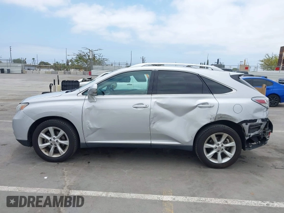 2010 Lexus RX 350 z VIN 2T2ZK1BA4AC032983, wystawiony jako IAAI lot #42443559 z przebiegiem 209 650 mil mil oraz . Historia ofert i sprzedaży dostępna na DreamBid. Obrazek 14.