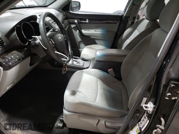 2013 Kia Sorento LX with VIN 5XYKTCA65DG333203, listed as a Copart auction lot 75594824 with 201,955 mi miles and Salvage Title. Bid and sale history available at carsss.com. Image 7.