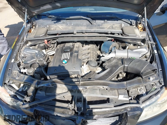 2007 BMW 3 Series 335i with VIN WBAVB73527PA89815, listed as a IAAI auction lot 41956634 with 119,121 mi miles and . Bid and sale history available at DreamBid. Image 10.
