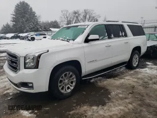 2017 GMC Yukon XL SLT with VIN 1GKS2GKC0HR142279, listed as a Copart auction lot 42089165 with 188,779 mi miles and Salvage Title. Bid and sale history available at carsss.com. Image 1.