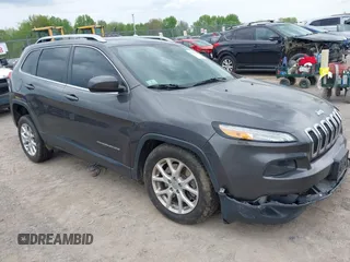 2018 Jeep Cherokee Latitude Plus with VIN 1C4PJLLB5JD510090, listed as a IAAI auction lot 42245508 with 69,618 mi miles and . Bid and sale history available at DreamBid. Image 1.