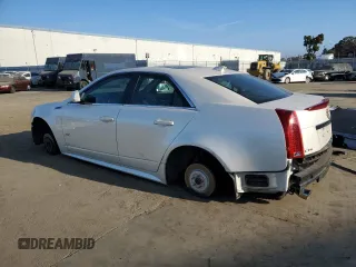2010 Cadillac CTS-V z VIN 1G6DV5EP2A0146667, wystawiony jako Copart lot #84539634 z przebiegiem Nie podano mil oraz Nie do naprawy • Non repairable. Historia ofert i sprzedaży dostępna na DreamBid. Obrazek 2.