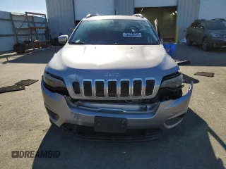2019 Jeep Cherokee Latitude Plus with VIN 1C4PJMLB5KD195394, listed as a Copart auction lot 43544405 with 61,513 mi miles and Clean Title. Bid and sale history available at carsss.com. Image 5.