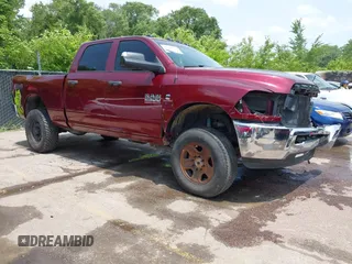 2018 Ram 2500 Tradesman с VIN 3C6UR5CL7JG201831, выставлен на аукционе IAAI как лот 42382630 с пробегом 183 788 миль миль и . История ставок и продаж доступна на DreamBid. Изображение 1.