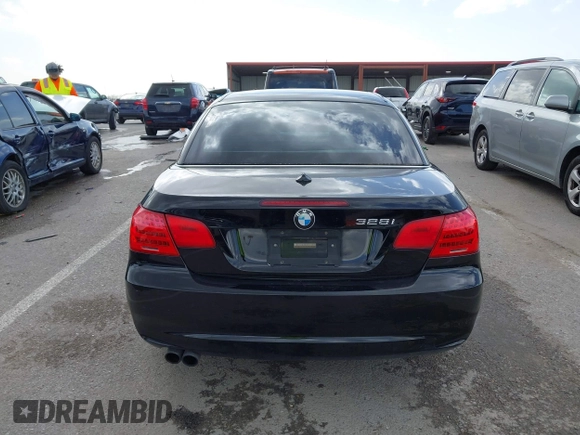 2011 BMW 3 Series 328i with VIN WBADW3C51BE540128, listed as a IAAI auction lot 41817505 with 220,406 mi miles. Bid and sale history available at carsss.com. Image 16.