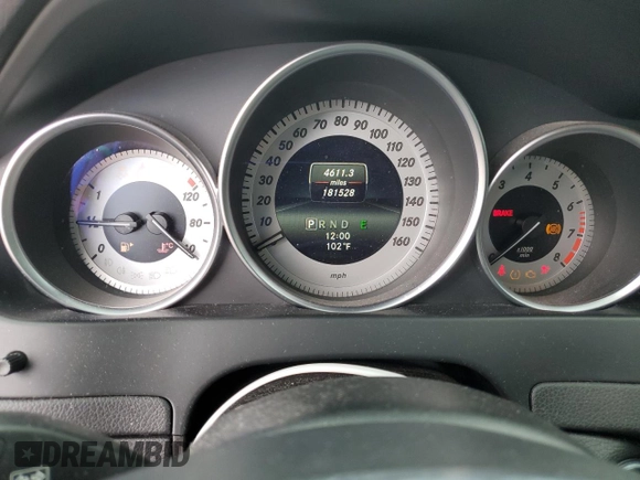 2014 Mercedes-Benz C 250 Sport with VIN WDDGF4HB8EA959924, listed as a Copart auction lot 62961665 with 181,528 mi miles and Clean title. Bid and sale history available at DreamBid. Image 9.