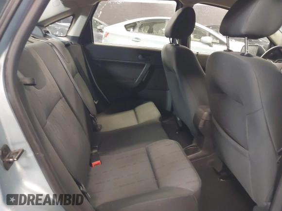 2008 Ford Focus SE with VIN 1FAHP35N98W276325, listed as a IAAI auction lot 42010348 with 47,278 mi miles. Bid and sale history available at carsss.com. Image 8.