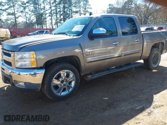2013 Chevrolet Silverado 1500 LT with VIN 3GCPCSE06DG233909, listed as a IAAI auction lot 41601589 with 328,365 mi miles and . Bid and sale history available at DreamBid. Image 17.